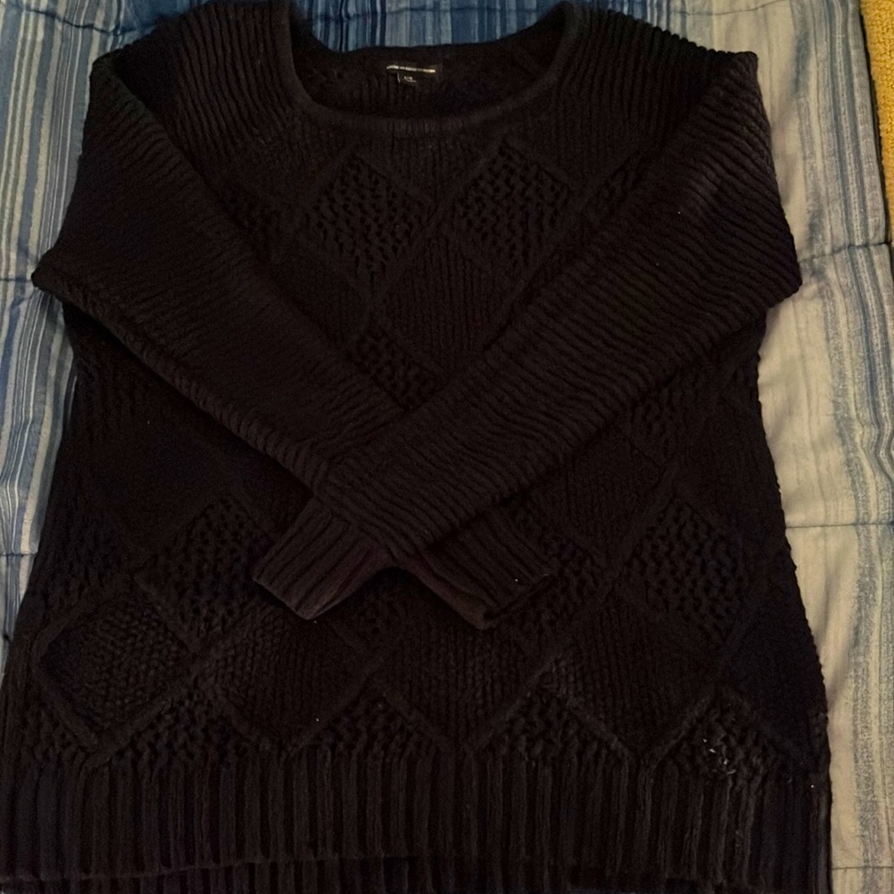 American Eagle sweater, size L, Navy blue